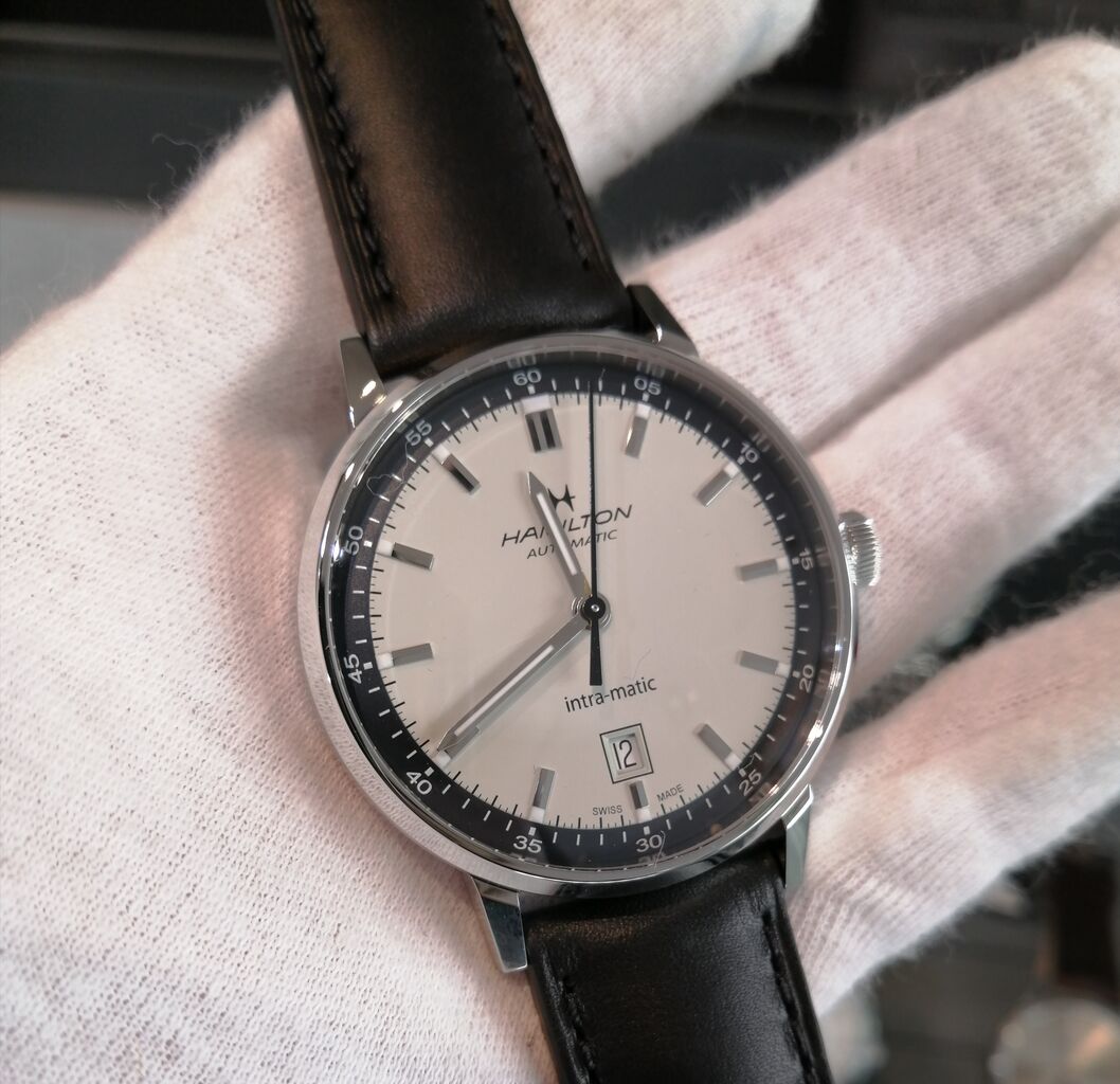 HAMILTON 新作】3針イントラマティックオート : QUELLE HEURE