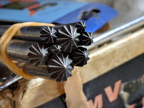 基板に使う菊割り棒