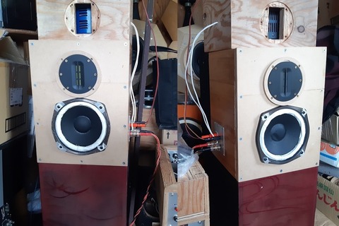 左右の拡大写真