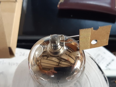 水平出力管に装着した状況