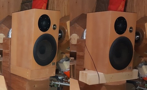 左　専用台　右　取り敢えずの台