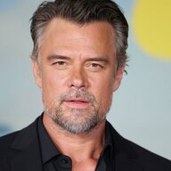 感動の設計図：ハリウッドを支配する「2つの物語構造」の正体