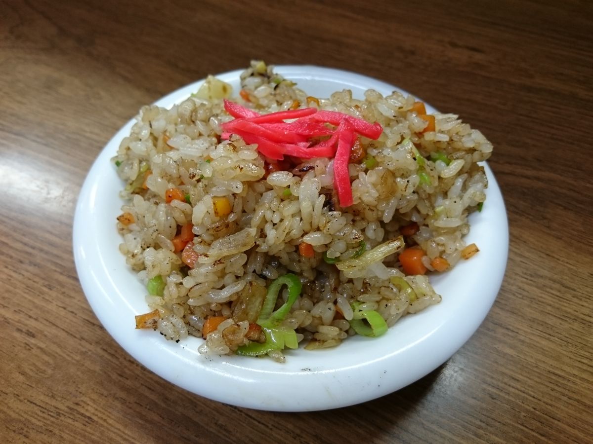 岡山駅前 裏路地の中華料理店 中華一番 すすむの食べ歩き備忘録