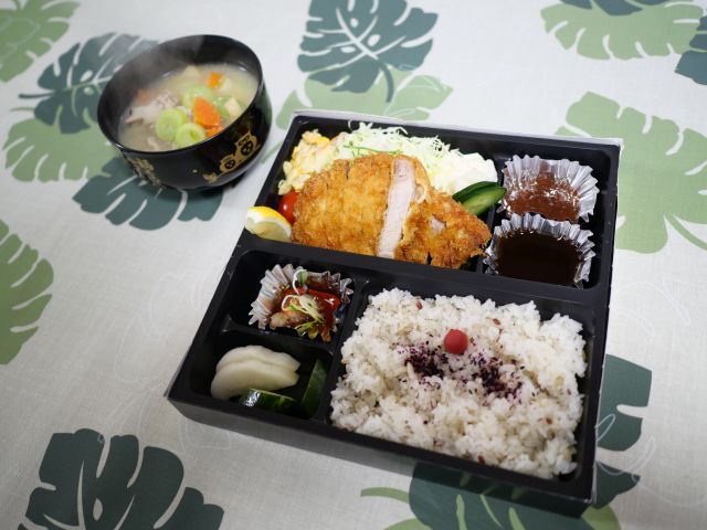 懐石割烹からとんかつへ 倉敷市羽島 御春 すすむの食べ歩き備忘録 懐石割烹からとんかつへ 倉敷市羽島 御春 すすむの食べ歩き備忘録