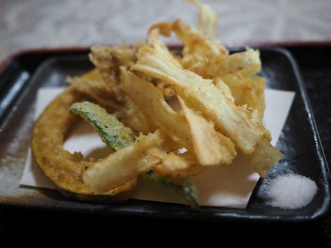 PB050944