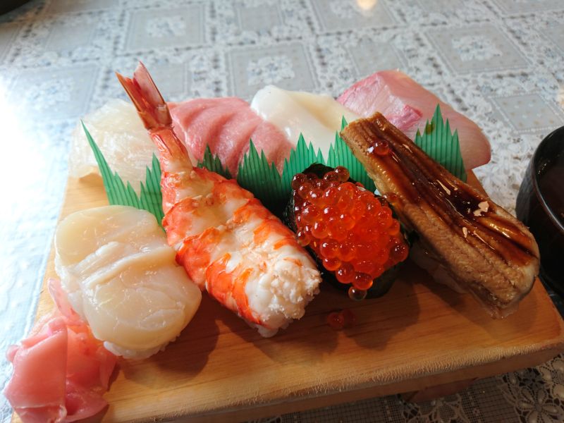 8貫でお腹いっぱい 浅草寿司 すすむの食べ歩き備忘録 8貫でお腹いっぱい 浅草寿司 すすむの食べ歩き備忘録
