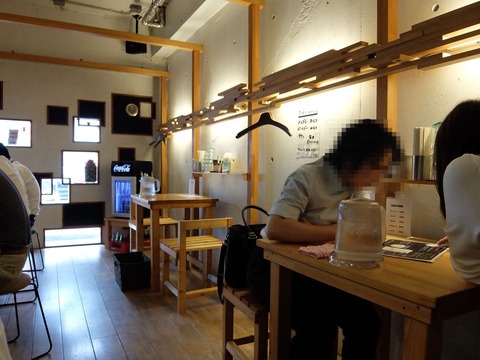 DSCF1202-b