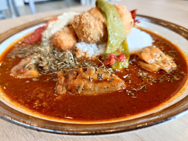 ボリューミーチキンカレー 赤磐市 edo : ＠すすむの食べ歩き備忘録