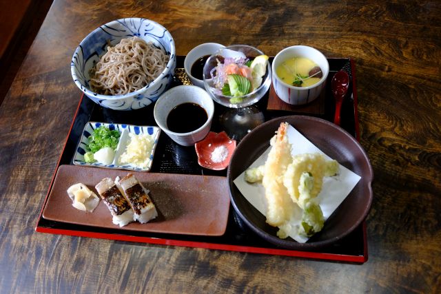 休日の蕎麦ランチ 新倉敷 Tavern 本将 すすむの食べ歩き備忘録