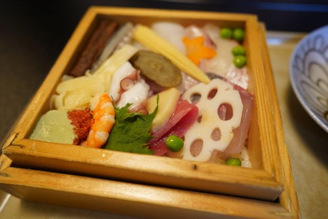 名物返し寿司 四季彩料理 成一 すすむの食べ歩き備忘録