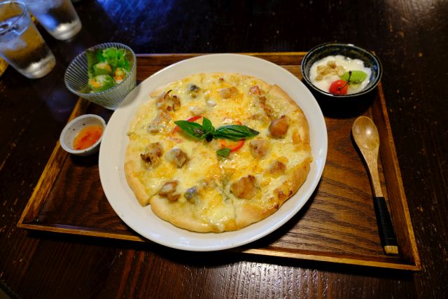 築100年の古民家で頂くピザ 西粟倉村 古民家カフェ あるの森 すすむの食べ歩き備忘録
