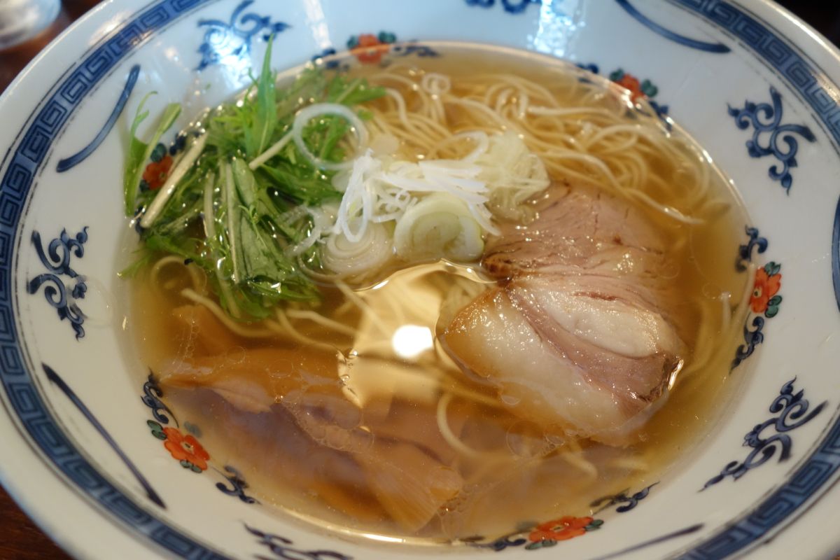 絶品しおラーメン 麺屋 大輔 すすむの食べ歩き備忘録 絶品しおラーメン 麺屋 大輔 すすむの食べ歩き備忘録