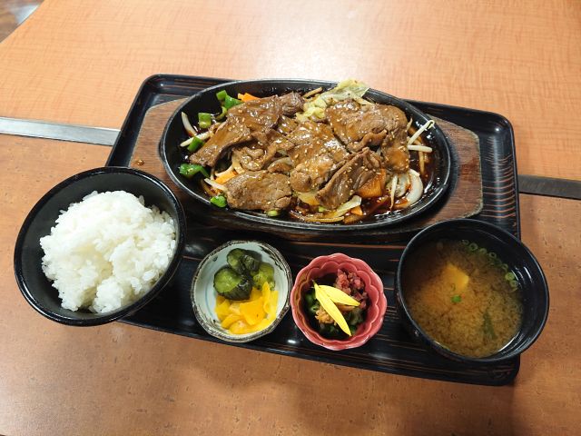 老舗肉屋さんの焼肉ランチ ほそだ すすむの食べ歩き備忘録 老舗肉屋さんの焼肉ランチ ほそだ すすむの食べ歩き備忘録