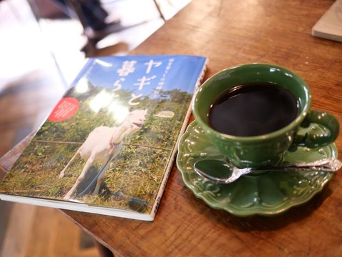 P1001445