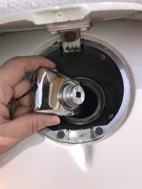 586B42E5-CEBF-4E6F-85F1-D00EE042882D