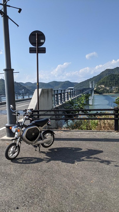 07173BE2-4F7B-4AA2-AC95-3BDAECD5EF12