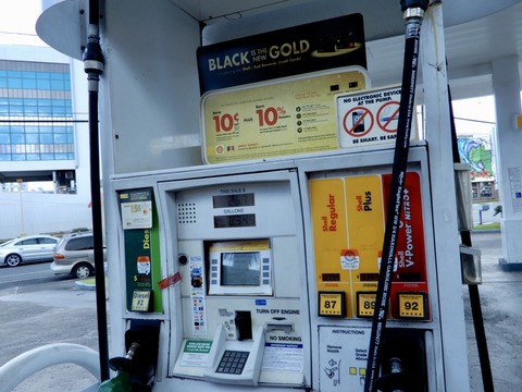 06C1368A-A414-4CCC-95EC-CF9FEDC56554