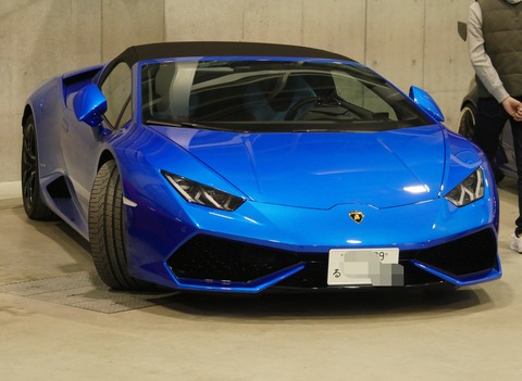 9235D158-7992-4573-8D4C-AF7301D47D56