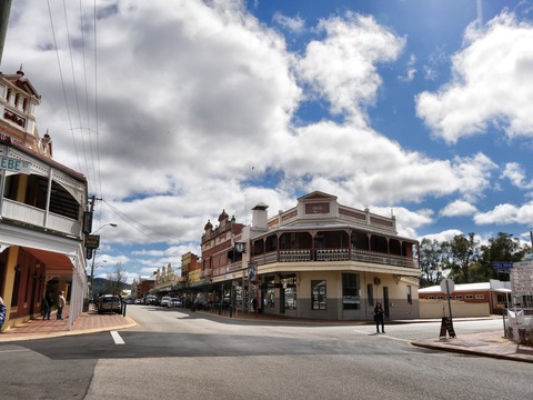 F99BBF12-D96F-41BE-88DF-9D28CAAE2912