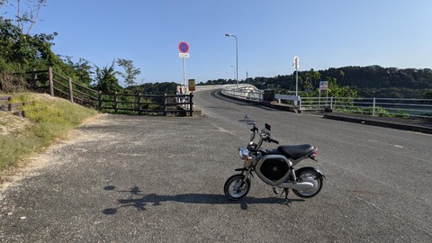 40682316-9F8E-4F5A-BE99-524F5AF00C30