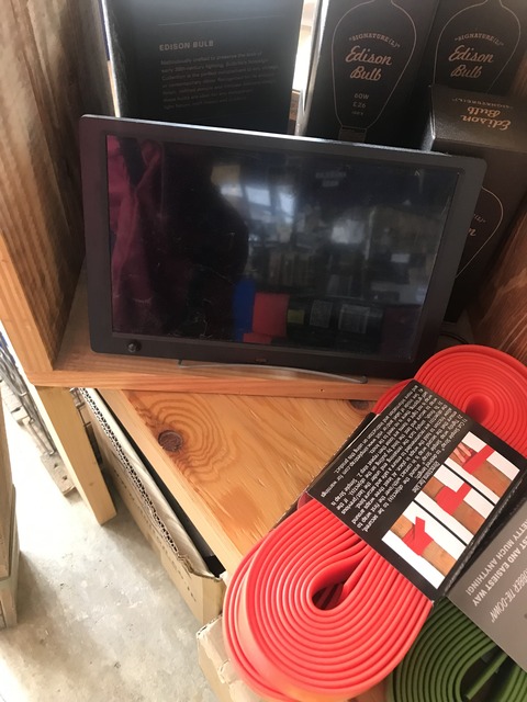 5B4AACA5-55D9-42E2-BD45-7E783BE96605