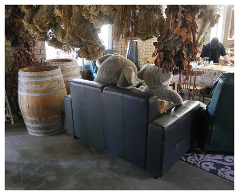 3CFAD90E-B60D-4F45-BFFD-C58BDA491DC3