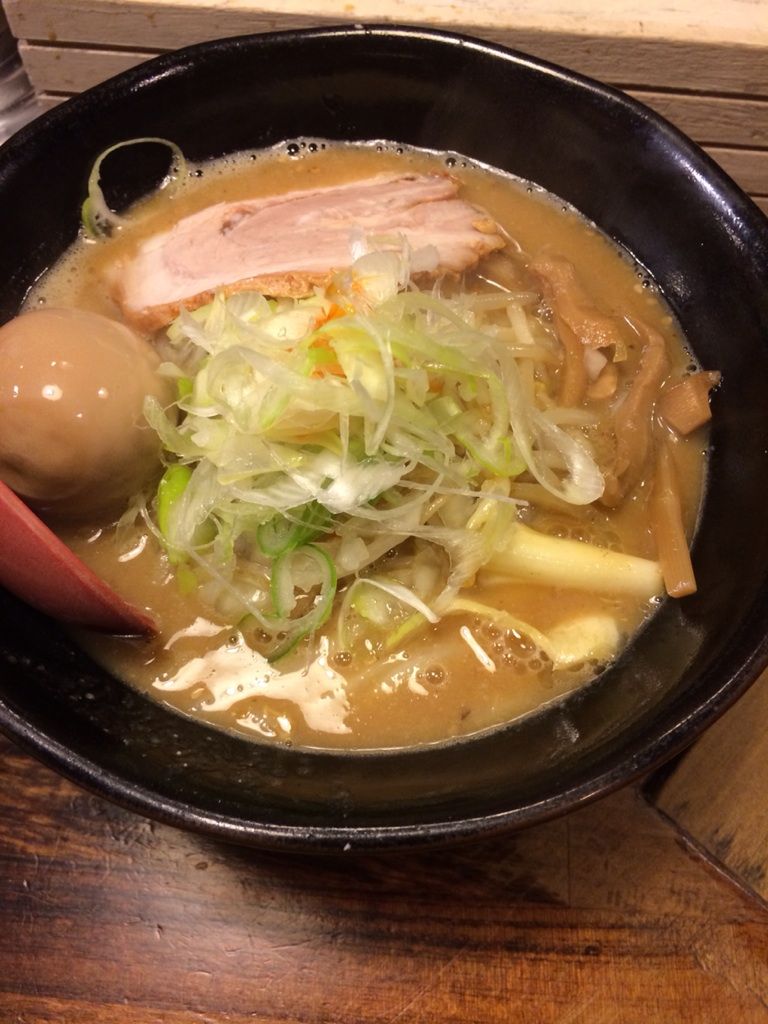 麺処花田 上野店 味噌ラーメン 味玉トッピング Dheeenのらーめん 食べ歩き記録 ラーメンブログ 麺処花田 上野店 味噌ラーメン 味玉トッピング Dheeenのらーめん 食べ歩き記録 ラーメンブログ