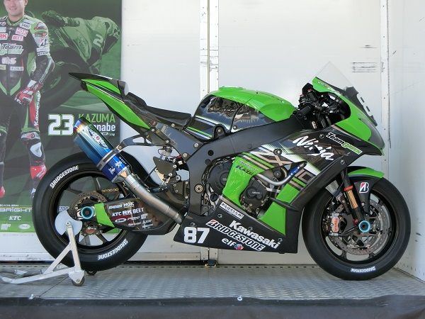 三重県鈴鹿市 鈴鹿サーキット カワサキチームグリーン：Ninja ZX-10RR