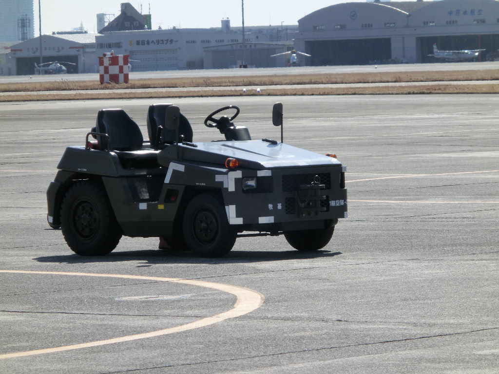 小牧基地 オープンベース 自衛隊の 働く車たち ラビット