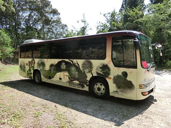 愛知県岡崎市 岡陸タクシー株式会社 観光バス 徳川家康生誕の地ラッピング ラビットのブログ