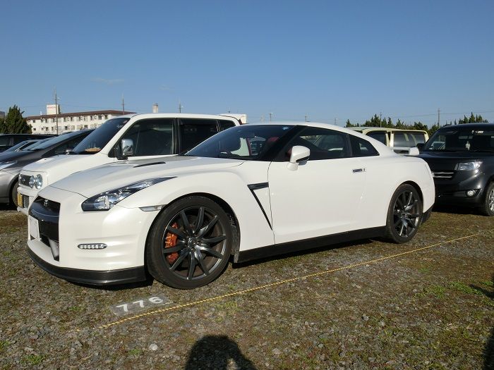 町で視たかっこいい車 日産 Gt R R35型 ラビットのブログ