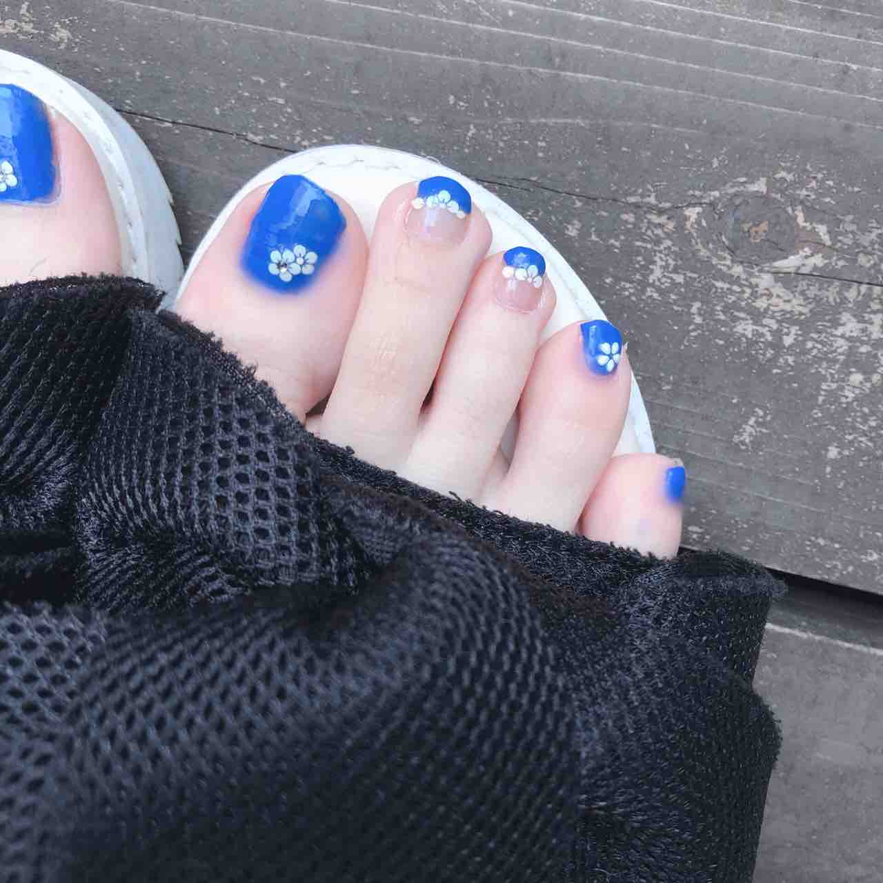 まにあわせのセルフフットネイル 好きなことを好きなだけ マイペースol日記