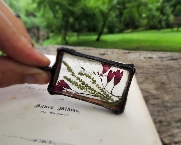 まるで身に着けるテラリウム。自然が詰まったアクセサリー (10)