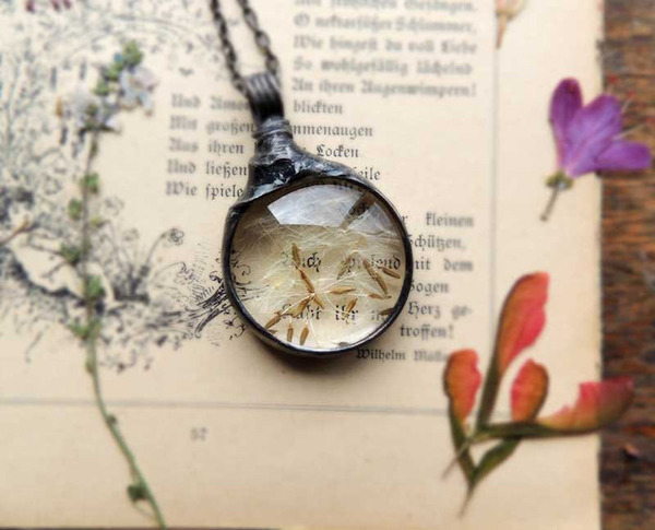 まるで身に着けるテラリウム。自然が詰まったアクセサリー (3)