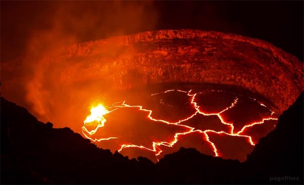 溶岩ステージ待ったなし 活火山 ハワイ島のキラウエア火山