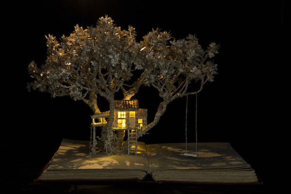 The House in the Oak Tree
