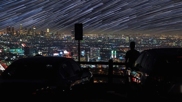都会の空に星が輝くタイムラプス Sky Glow 5