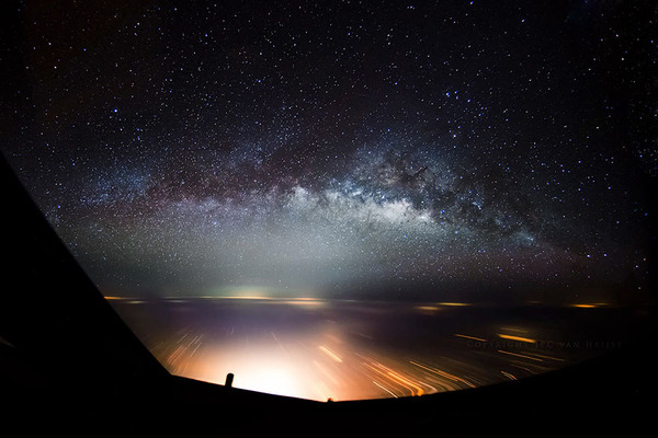 コックピットから撮影された壮大な空の写真 (23)