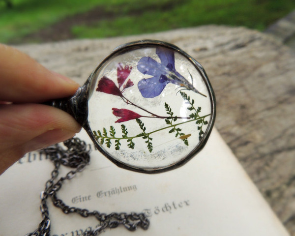 まるで身に着けるテラリウム。自然が詰まったアクセサリー (2)