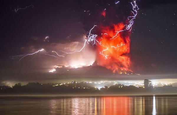 チリのカルブコ火山噴火 2015年 4