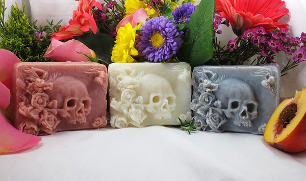 頭蓋骨の石鹸、Skull Soap 3