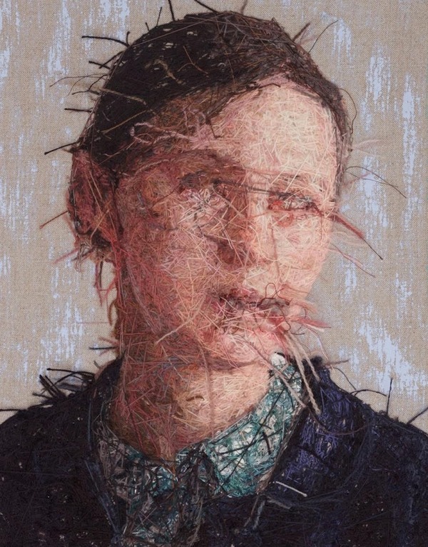 まるで油絵みたい 刺繍によって描かれるリアルな肖像画
