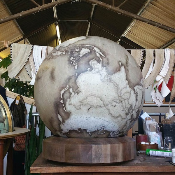世界を旅したくなる。価値ある手作り地球儀の製作現場 (14)