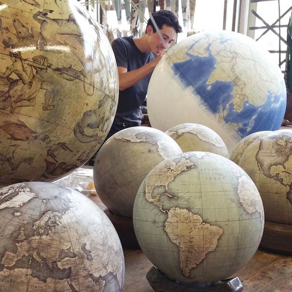 世界を旅したくなる。価値ある手作り地球儀の製作現場 (1)