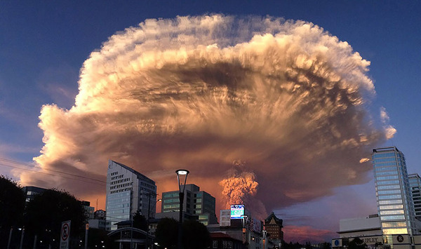 カルブコ火山がやばい 想像を絶する凄まじい火山噴火 チリ