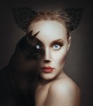 動物の瞳と人間の瞳。二つを重ね合わせたアート写真『ANIMEYED』