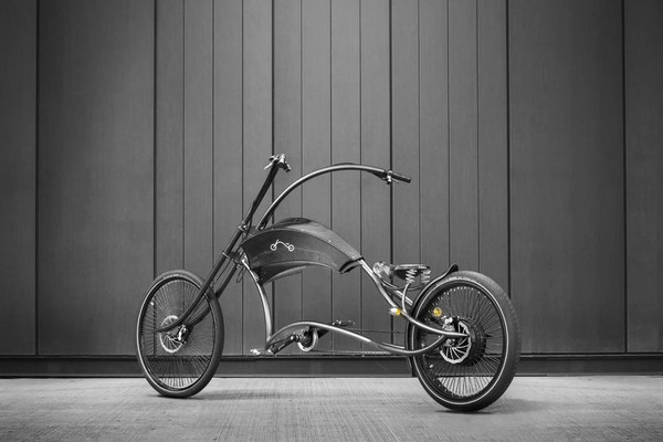 ブイブイ言わせたくなる？レトロデザインの電動自転車 (5)
