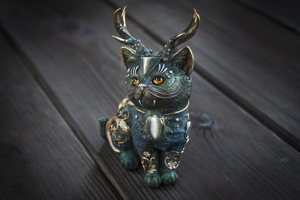 創造動物 神話をモチーフにしたユニークな手作りアクセサリー 創造動物 神話をモチーフにしたユニークな手作りアクセサリー