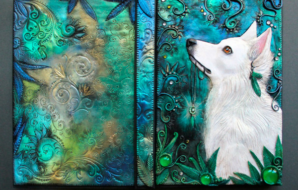 動物や自然をモチーフにした幻想的なブックカバー