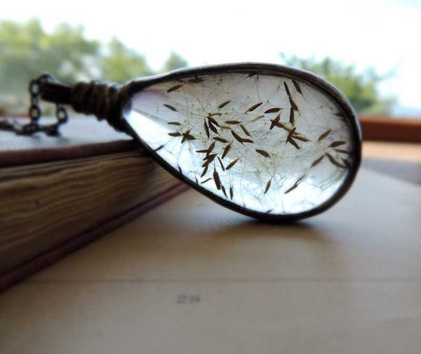 まるで身に着けるテラリウム。自然が詰まったアクセサリー (6)